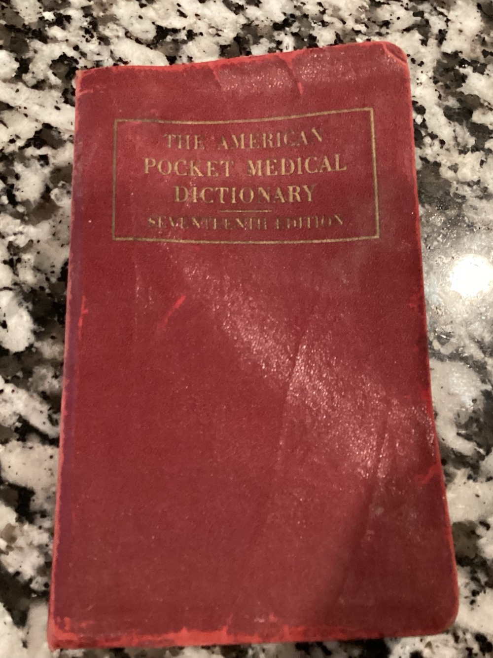 VINTAGE BOOK THE AMERICAN POCKET MEDICAL DICTIONARY SEVENTEENTH EDITION 1942